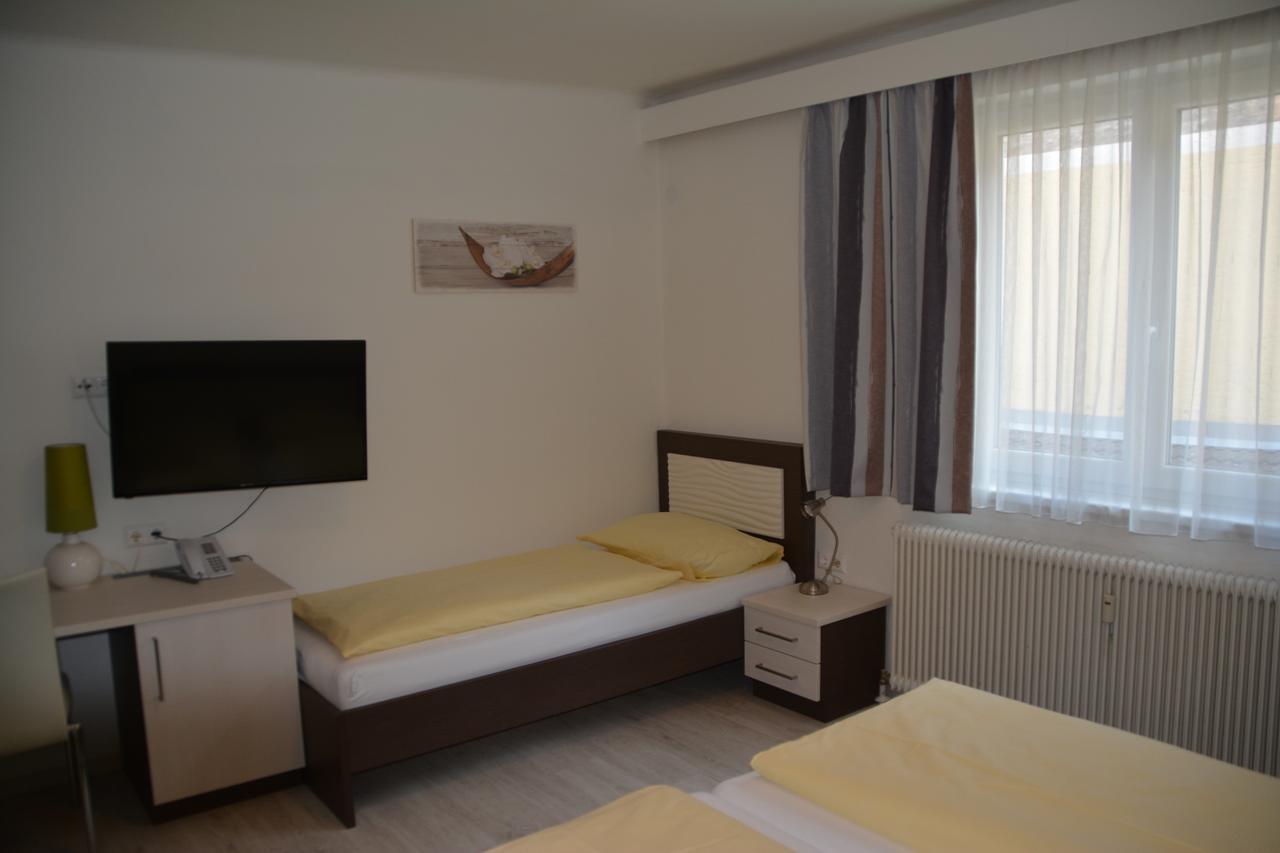 Hotel Lenau Щокерау Екстериор снимка